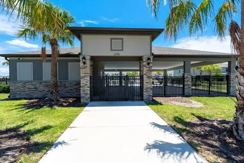 1456 Isleta Loop Kissimmee FL 34741