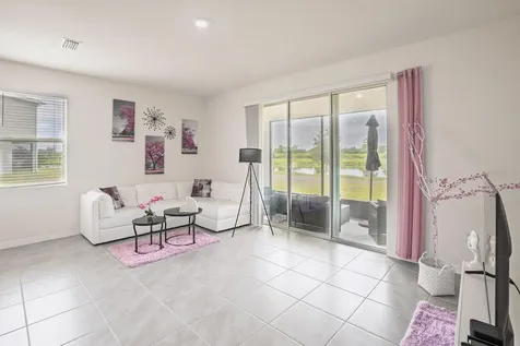 1456 Isleta Loop Kissimmee FL 34741