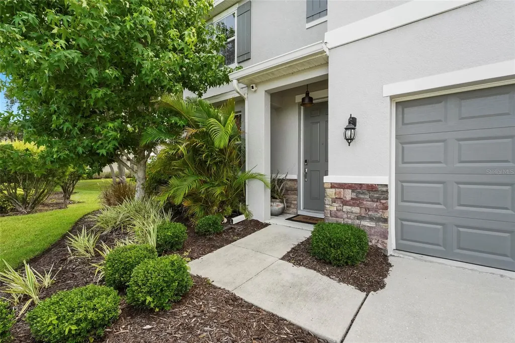7832 Birdie Bend Way Sarasota FL 34241