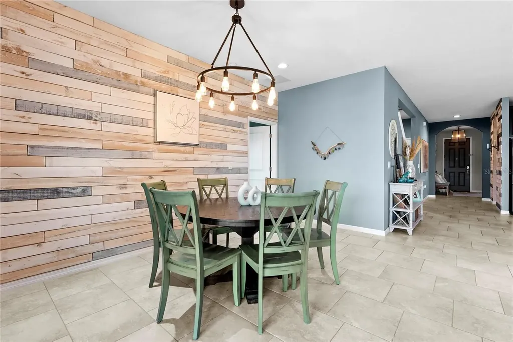 7832 Birdie Bend Way Sarasota FL 34241