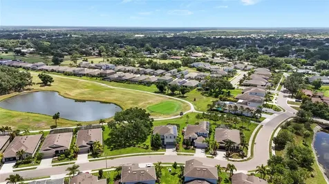 7832 Birdie Bend Way Sarasota FL 34241