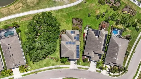 7832 Birdie Bend Way Sarasota FL 34241