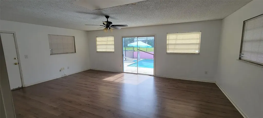 1425 NE Old Mill Drive Deltona FL 32725