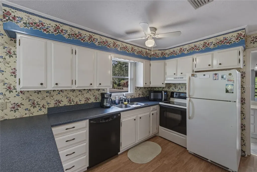 33065 Cedonia Road Dade City FL 33523