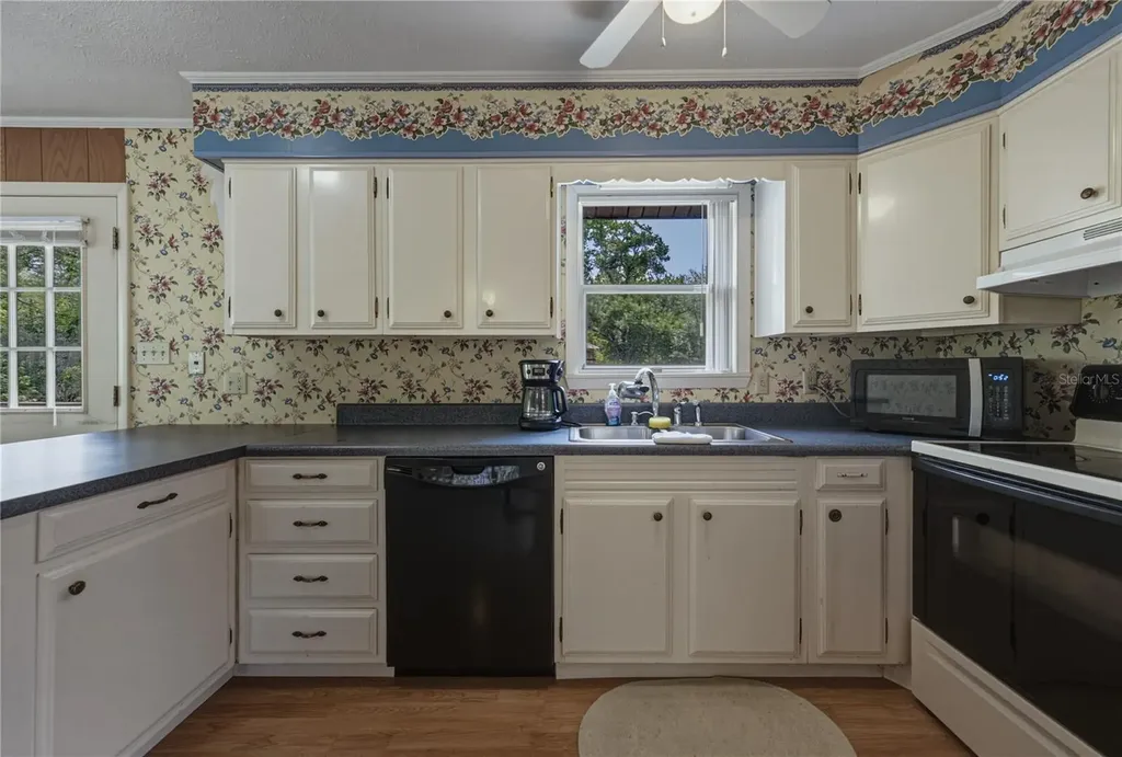 33065 Cedonia Road Dade City FL 33523