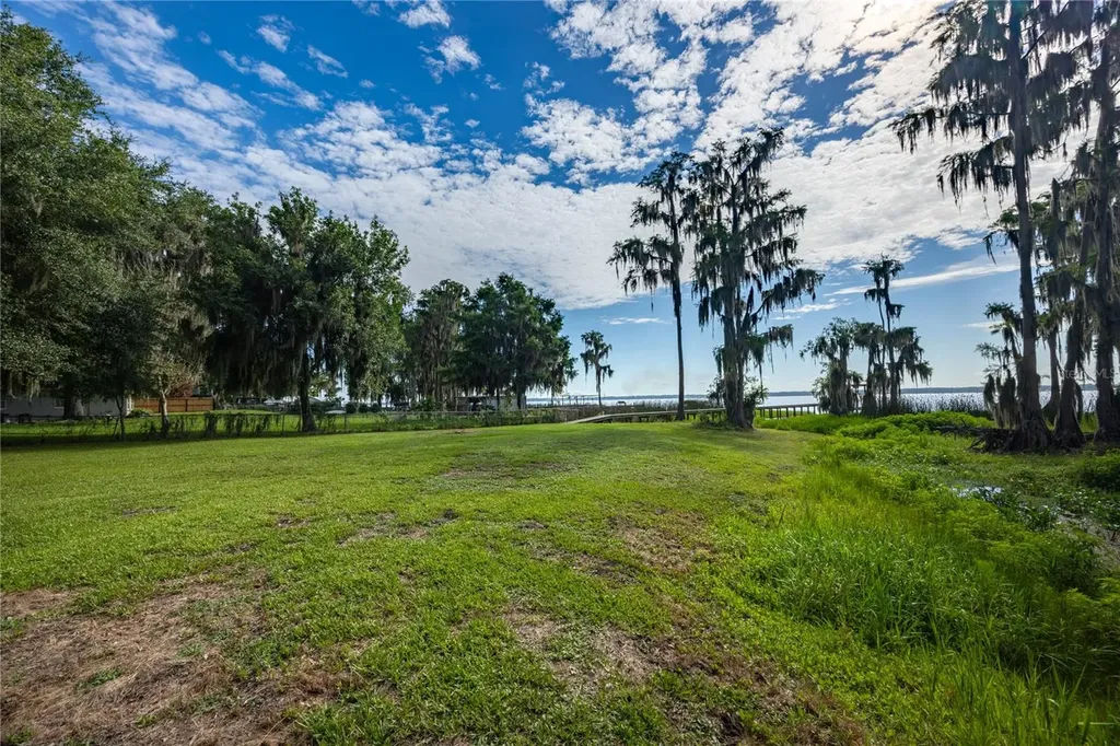 7521 NE 222nd Street Melrose FL 32666