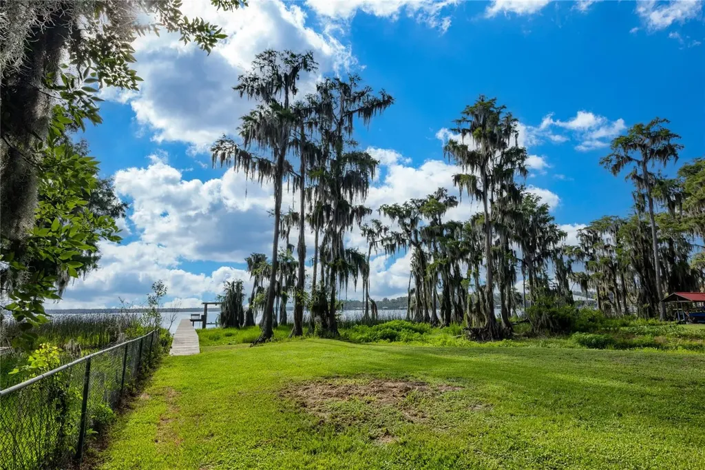 7521 NE 222nd Street Melrose FL 32666