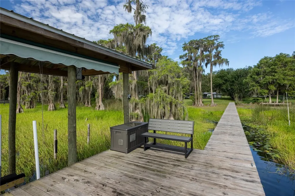 7521 NE 222nd Street Melrose FL 32666