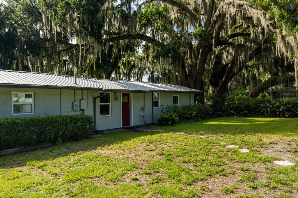 7521 NE 222nd Street Melrose FL 32666