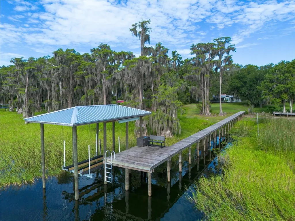 7521 NE 222nd Street Melrose FL 32666