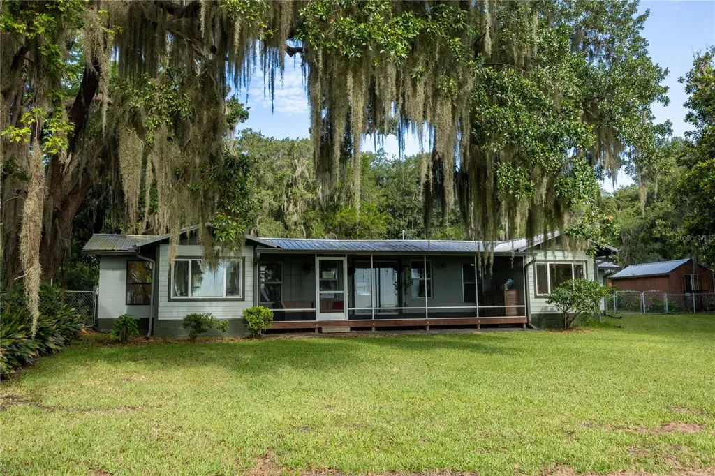 7521 NE 222nd Street Melrose FL 32666