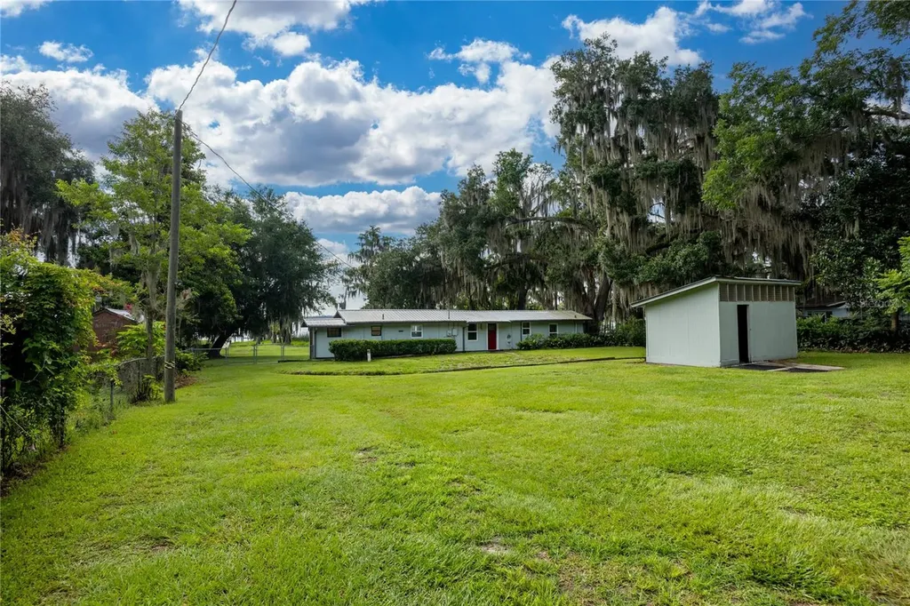7521 NE 222nd Street Melrose FL 32666