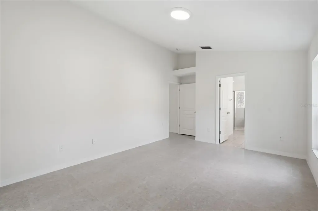 6003 Chellas Court Lutz FL 33558