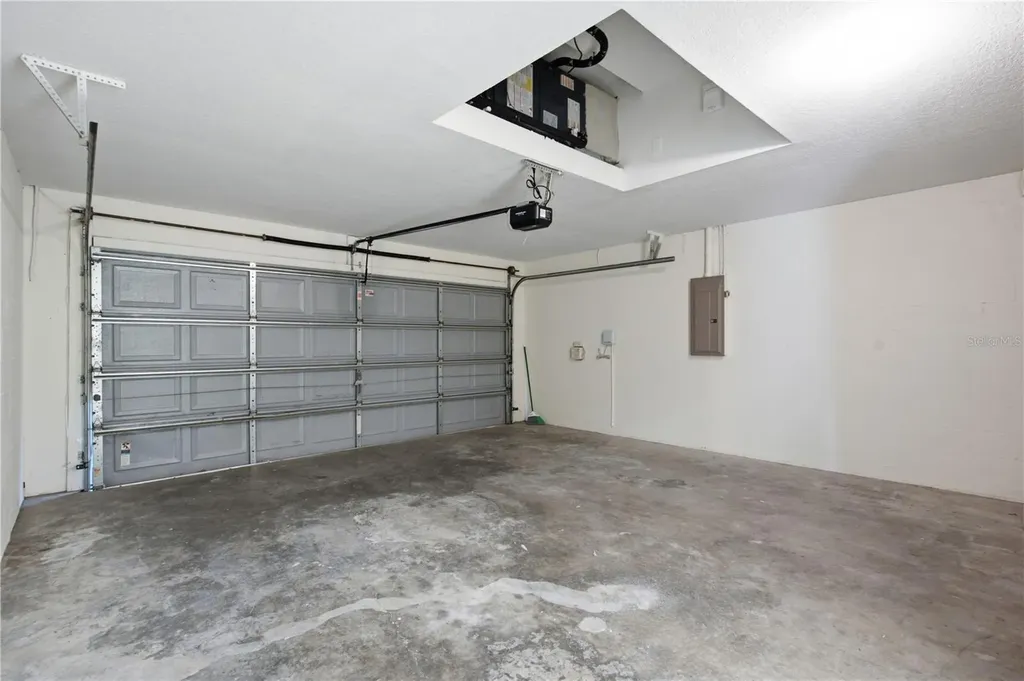 6003 Chellas Court Lutz FL 33558