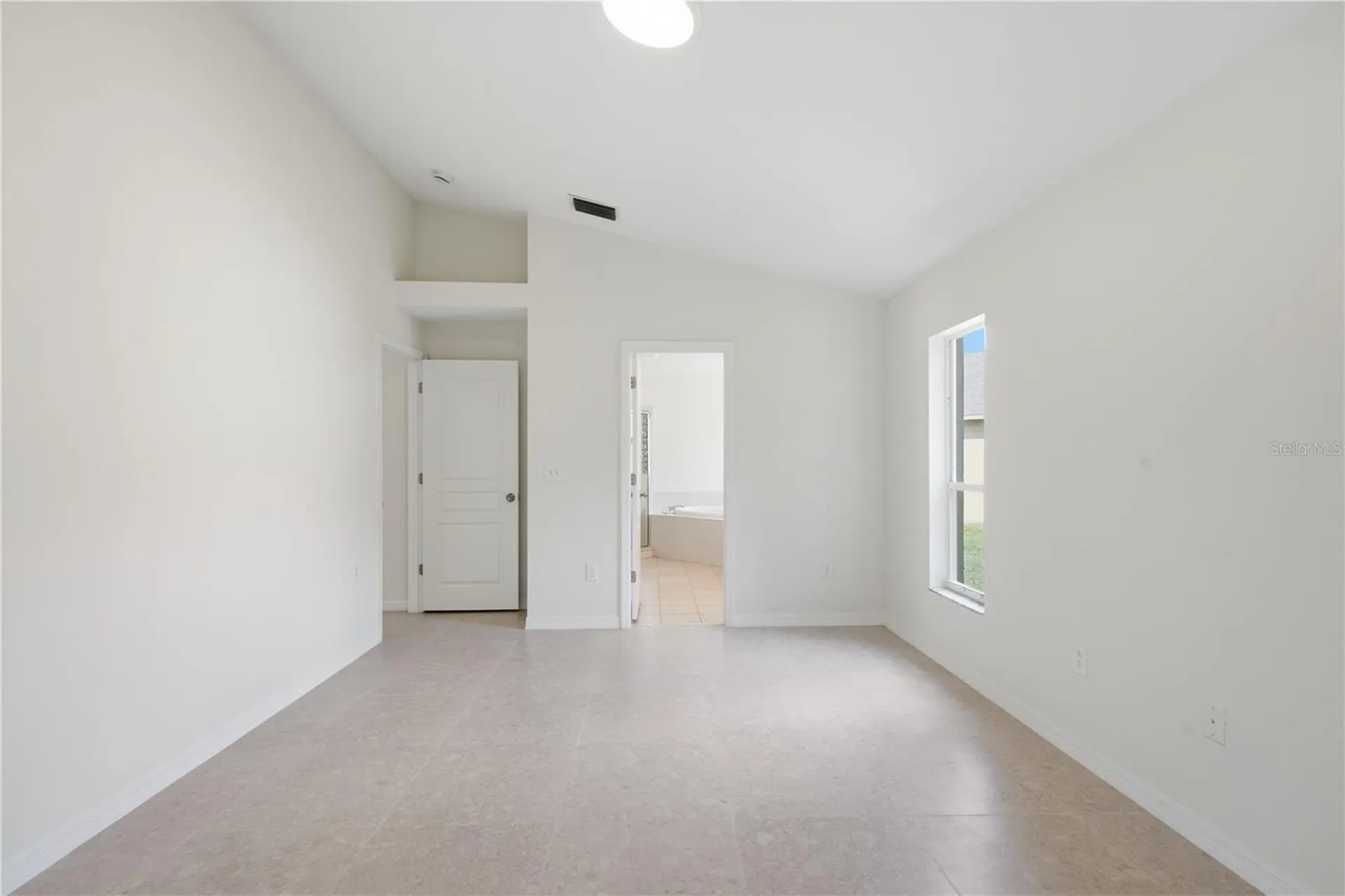 6003 Chellas Court Lutz FL 33558