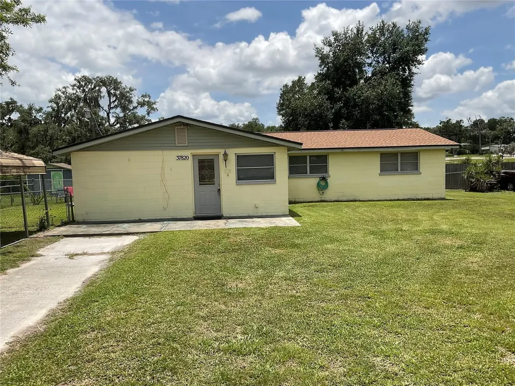 37820 Crystal Way Dade City FL 33523