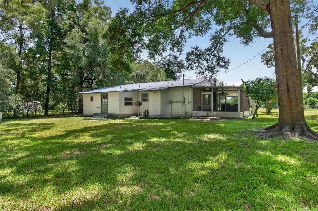 7791 NW 165th Street Trenton FL 32693