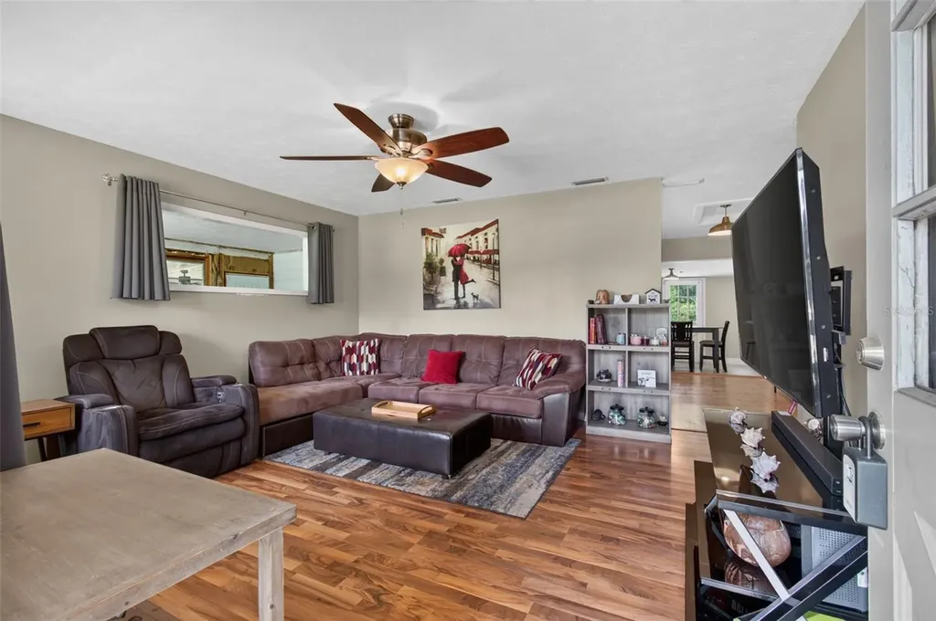 7791 NW 165th Street Trenton FL 32693