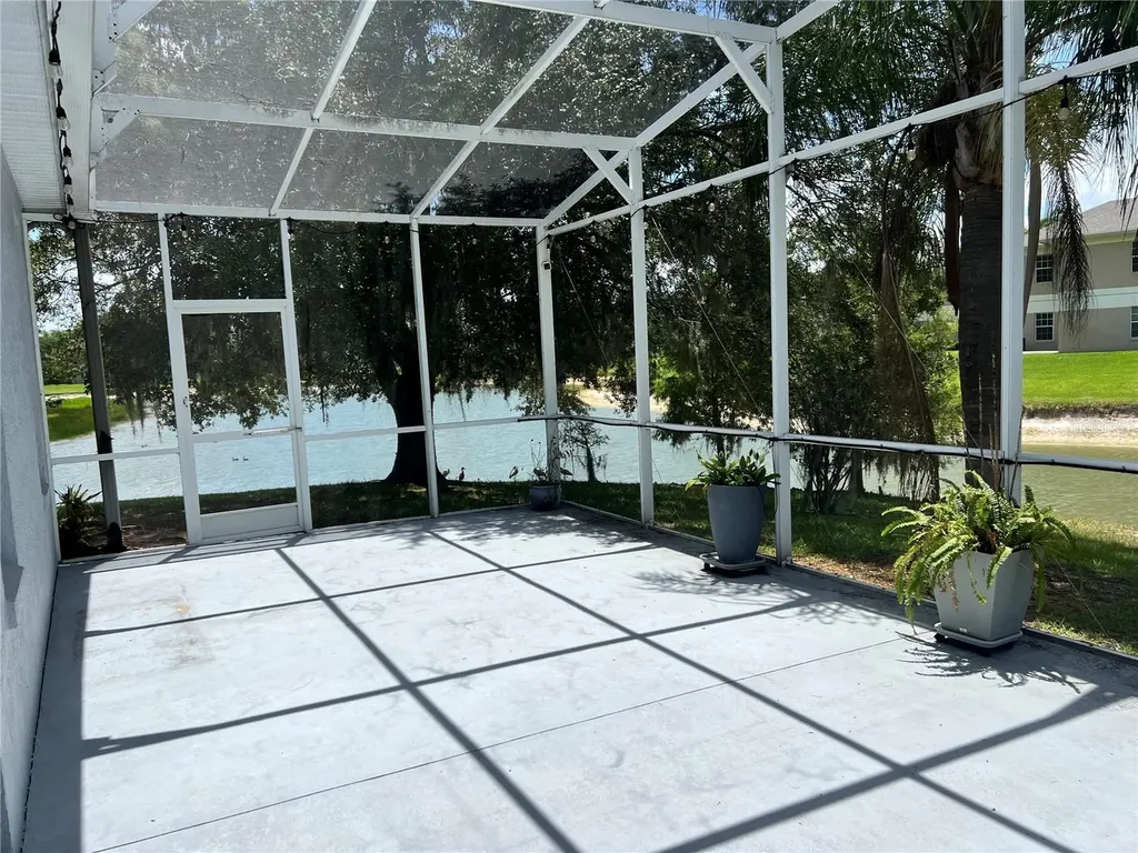 1819 Sandhill Lane Winter Haven FL 33884