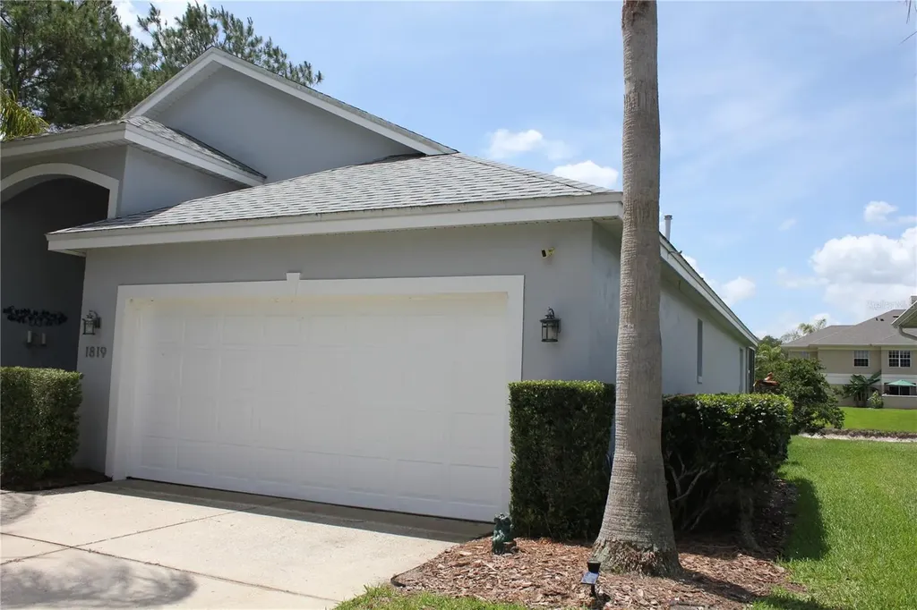 1819 Sandhill Lane Winter Haven FL 33884
