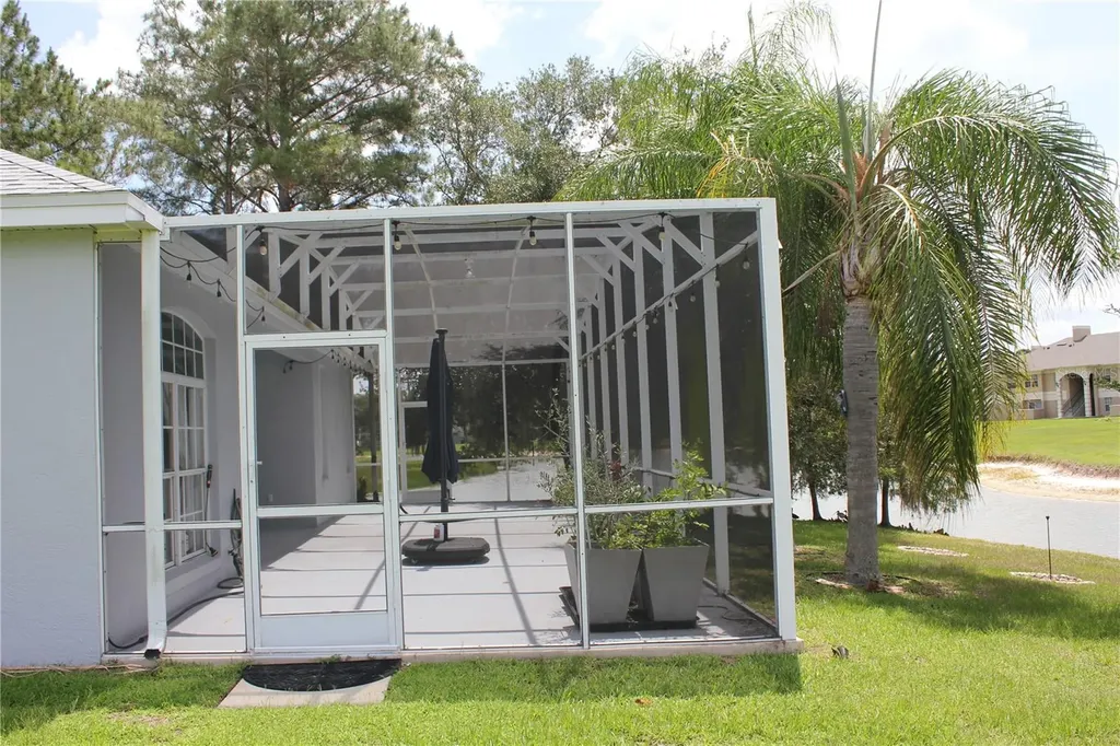 1819 Sandhill Lane Winter Haven FL 33884
