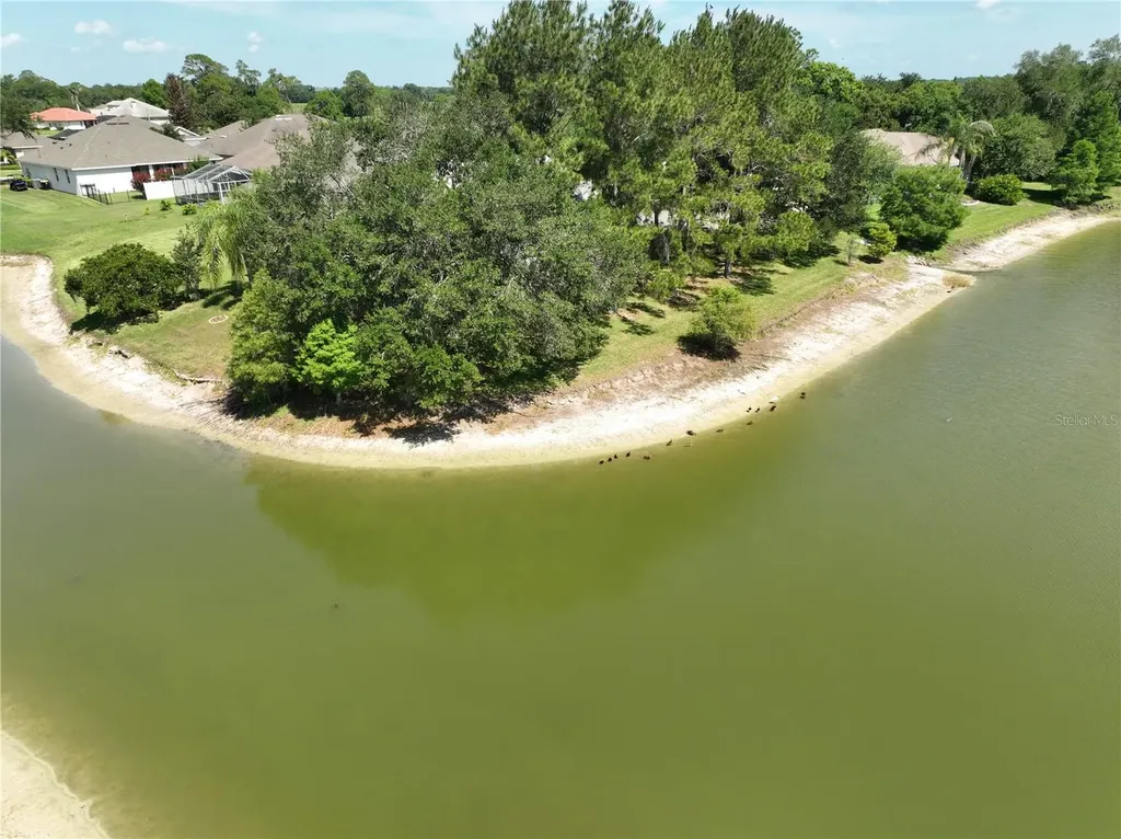 1819 Sandhill Lane Winter Haven FL 33884