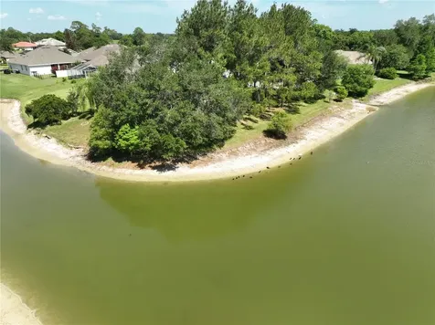 1819 Sandhill Lane Winter Haven FL 33884