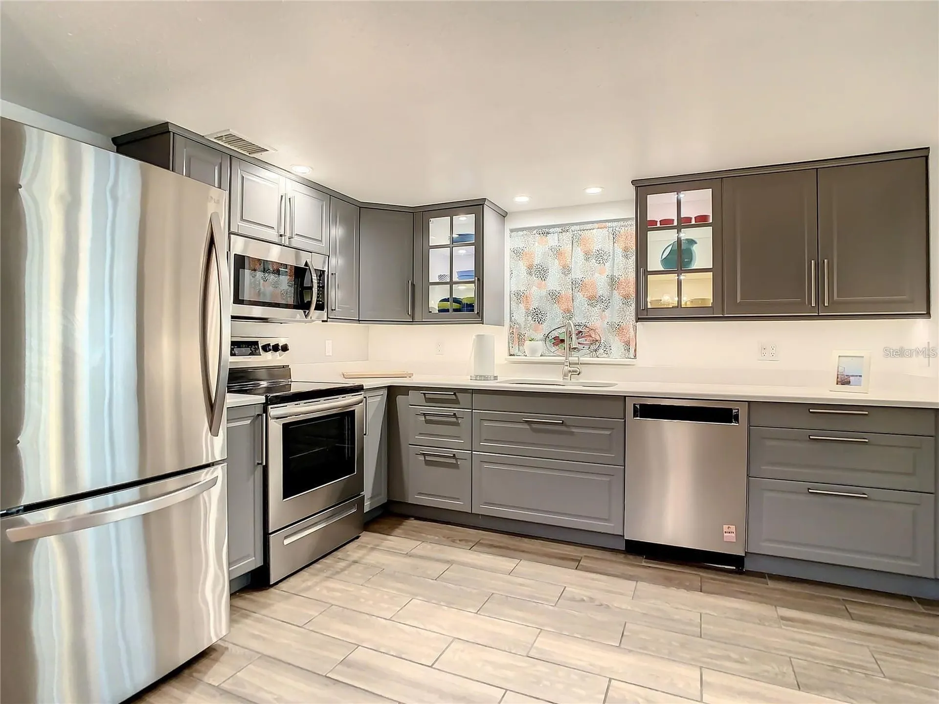 4780 Cove Circle St Petersburg FL 33708