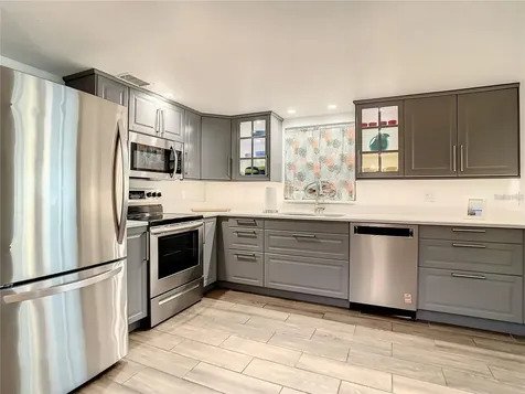 4780 Cove Circle St Petersburg FL 33708
