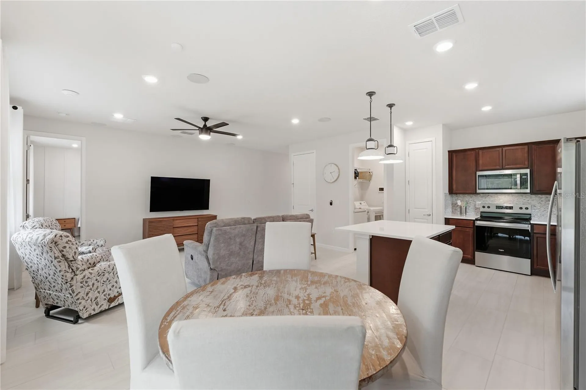 5949 Wooden Pine Drive Orlando FL 32829