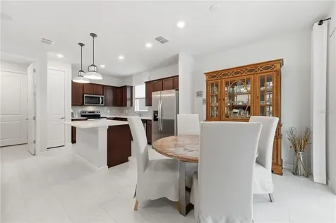 5949 Wooden Pine Drive Orlando FL 32829