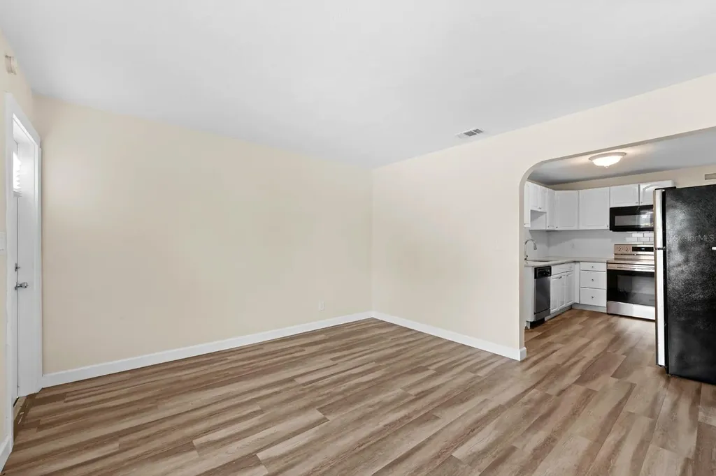 4654 13th Avenue S St Petersburg FL 33711