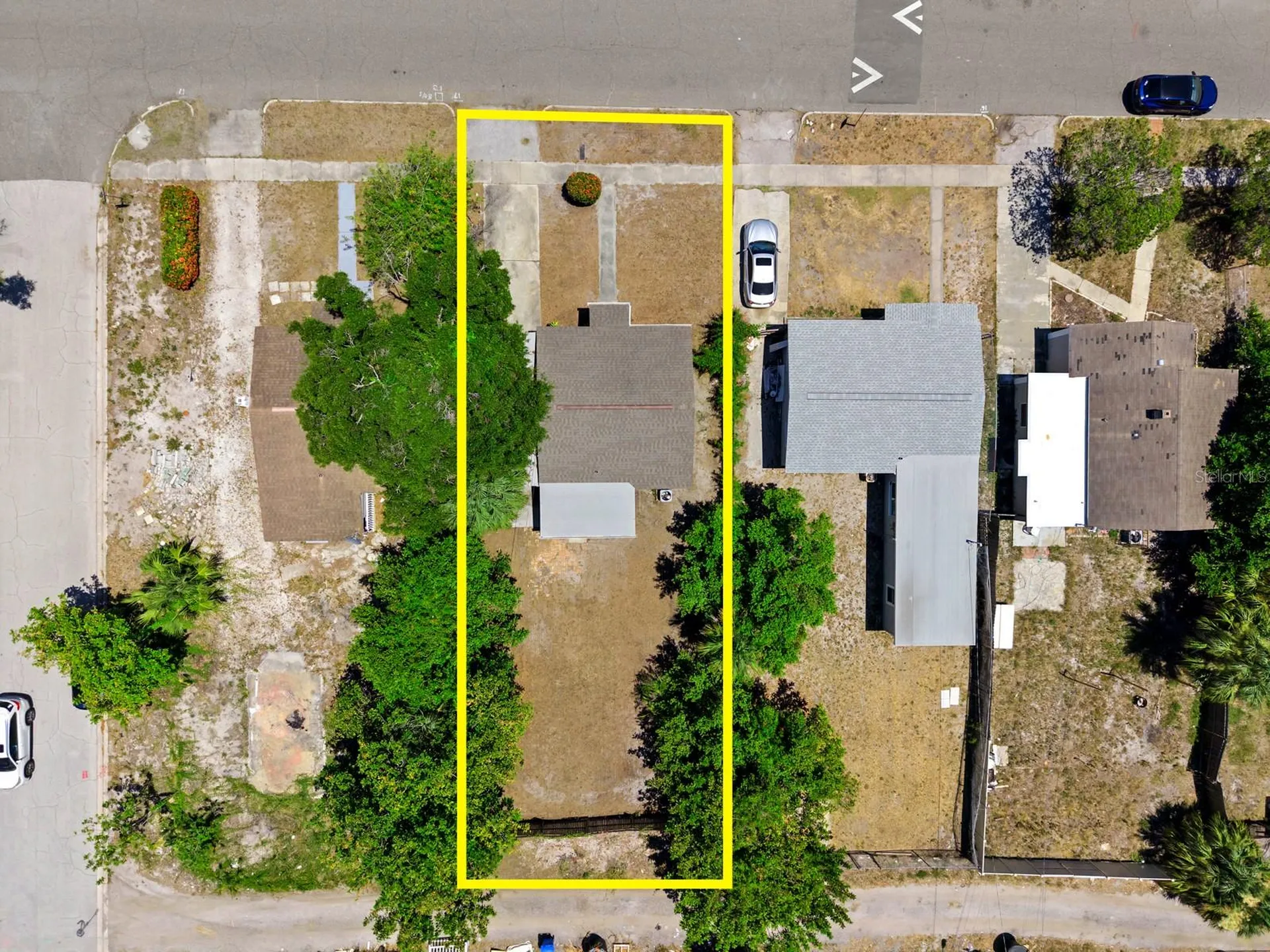 4654 13th Avenue S St Petersburg FL 33711