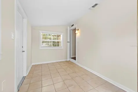 4654 13th Avenue S St Petersburg FL 33711