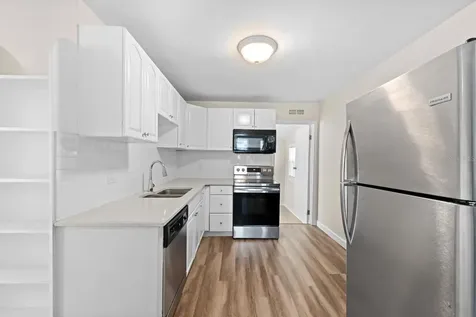 4654 13th Avenue S St Petersburg FL 33711