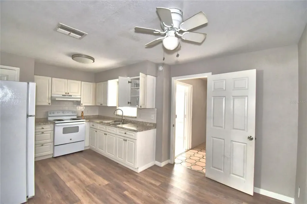 906 N 9th Avenue Wauchula FL 33873