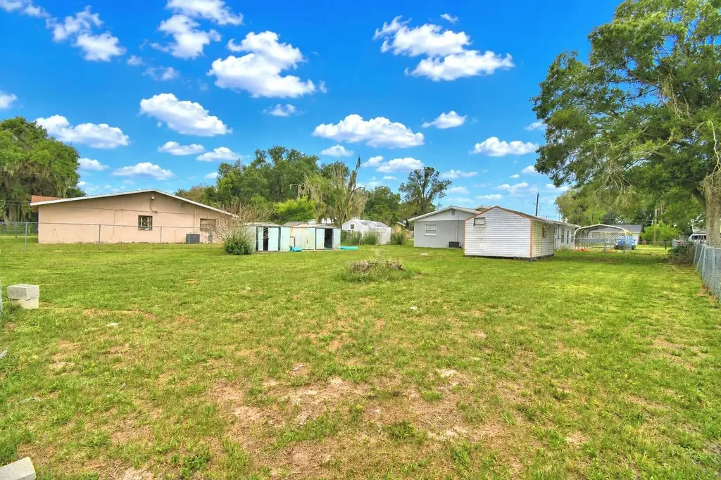 906 N 9th Avenue Wauchula FL 33873