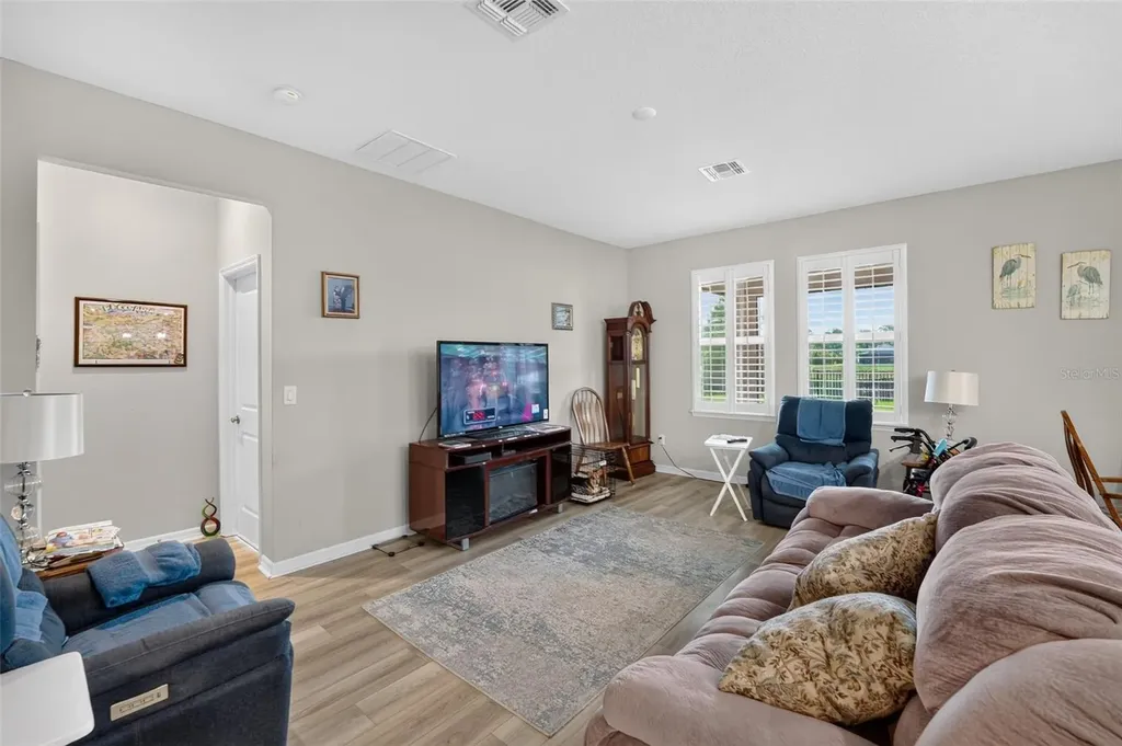184 Daylily Boulevard Nokomis FL 34275