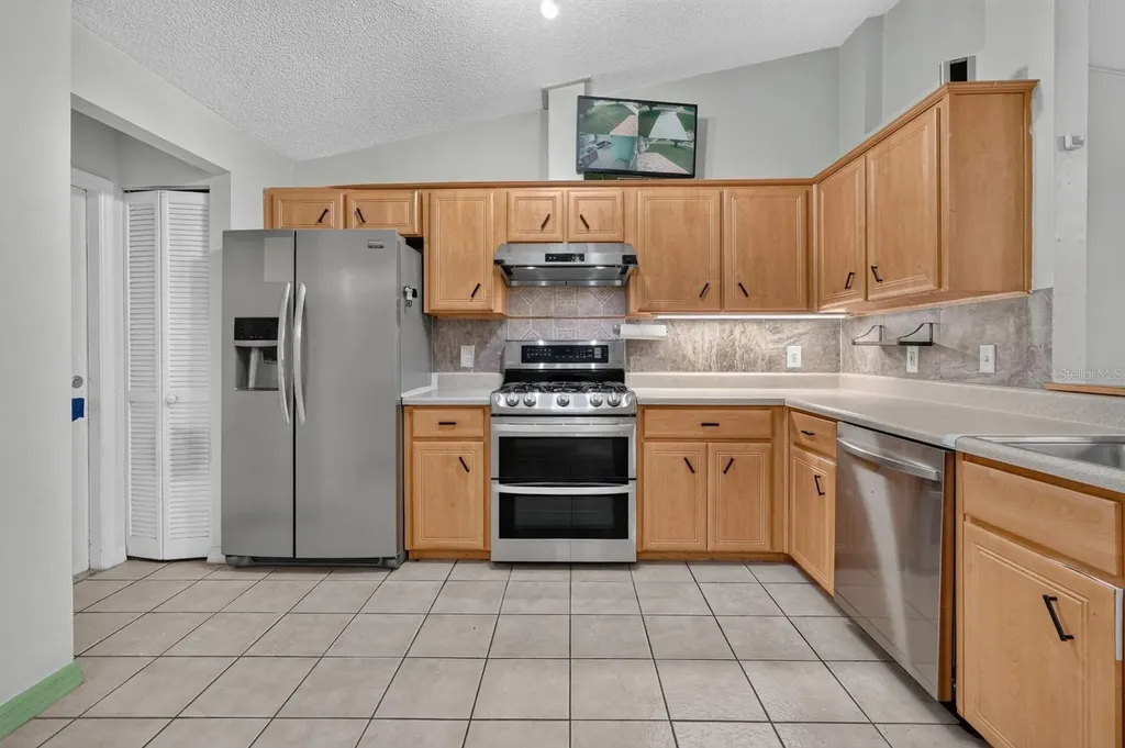 20 Lake Meadow Way Ormond Beach FL 32174