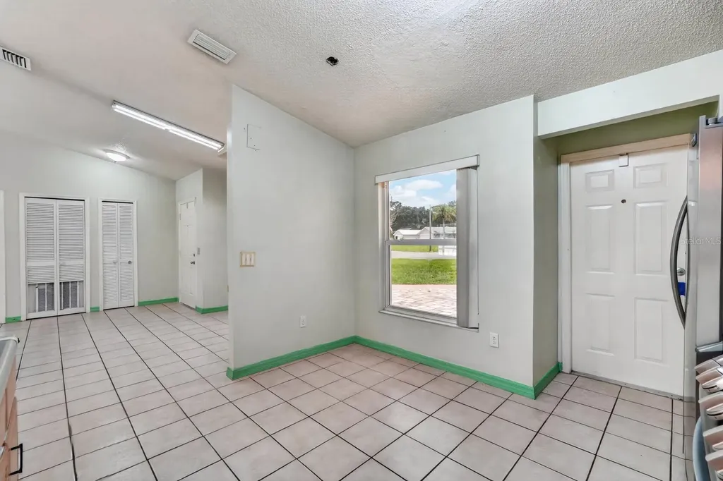 20 Lake Meadow Way Ormond Beach FL 32174