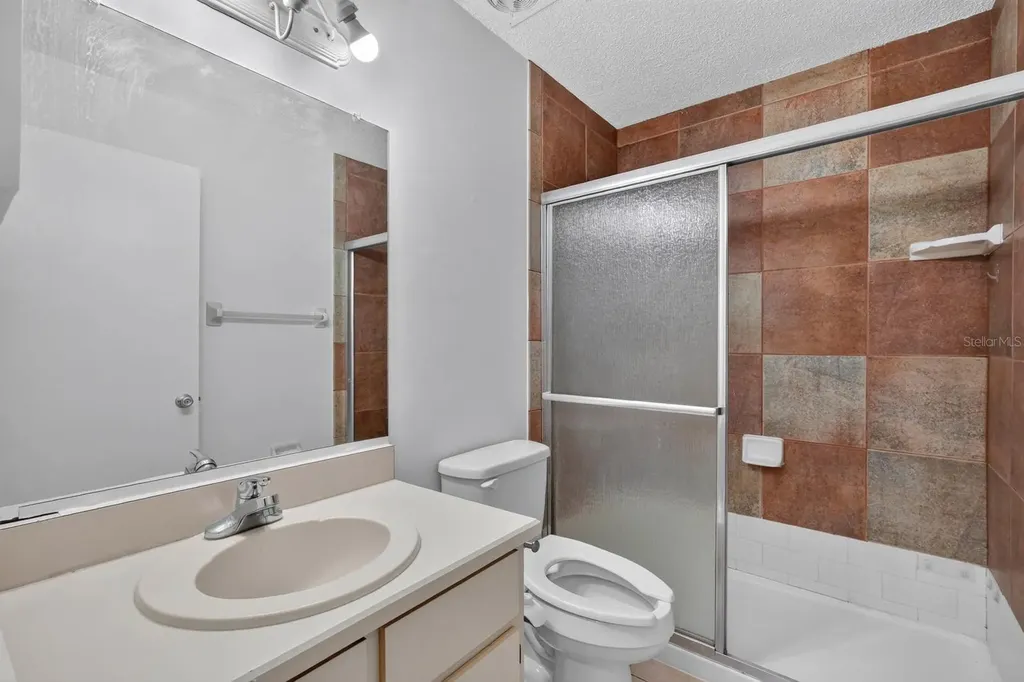 20 Lake Meadow Way Ormond Beach FL 32174