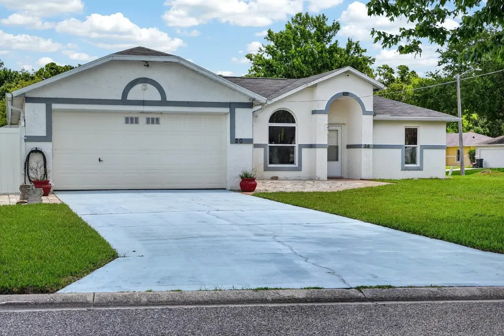 20 Lake Meadow Way Ormond Beach FL 32174