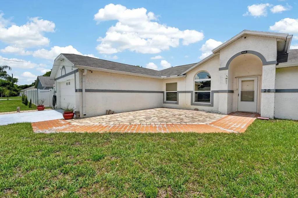 20 Lake Meadow Way Ormond Beach FL 32174