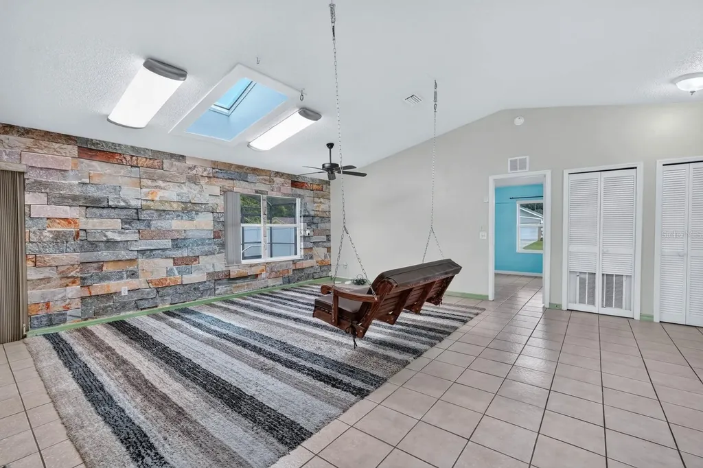 20 Lake Meadow Way Ormond Beach FL 32174