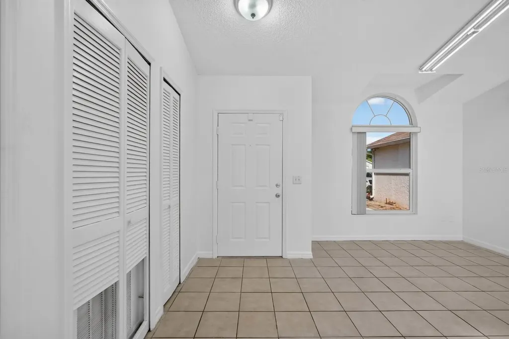 20 Lake Meadow Way Ormond Beach FL 32174