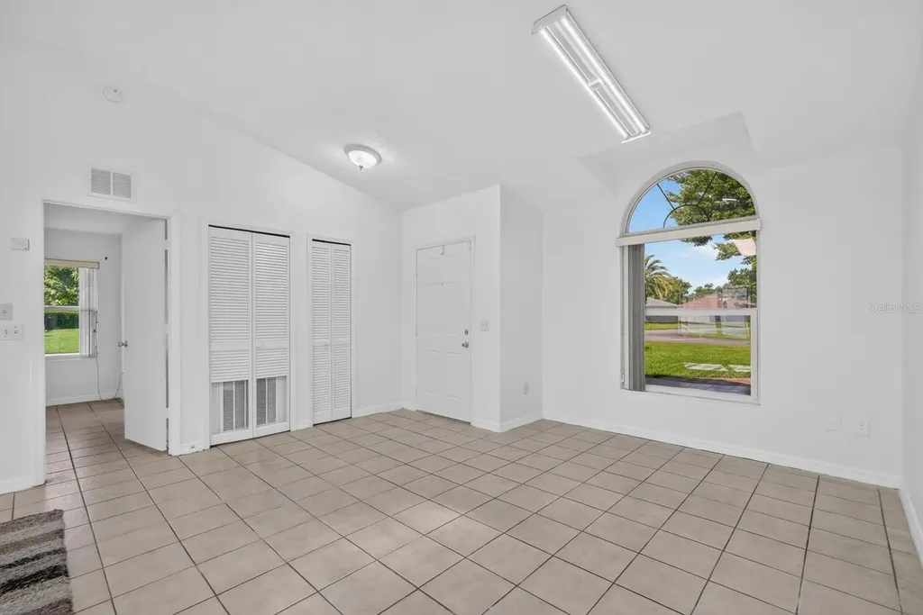 20 Lake Meadow Way Ormond Beach FL 32174