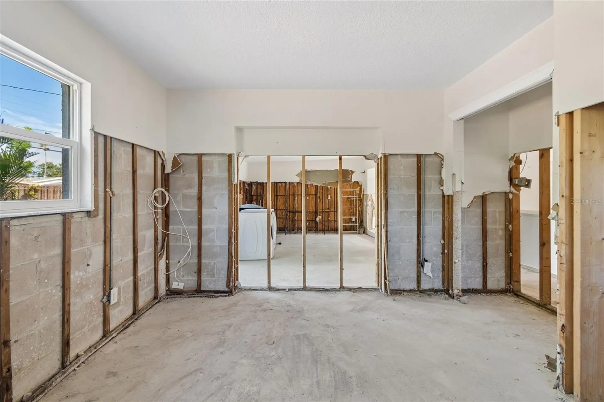 3927 Huntington Street NE St Petersburg FL 33703