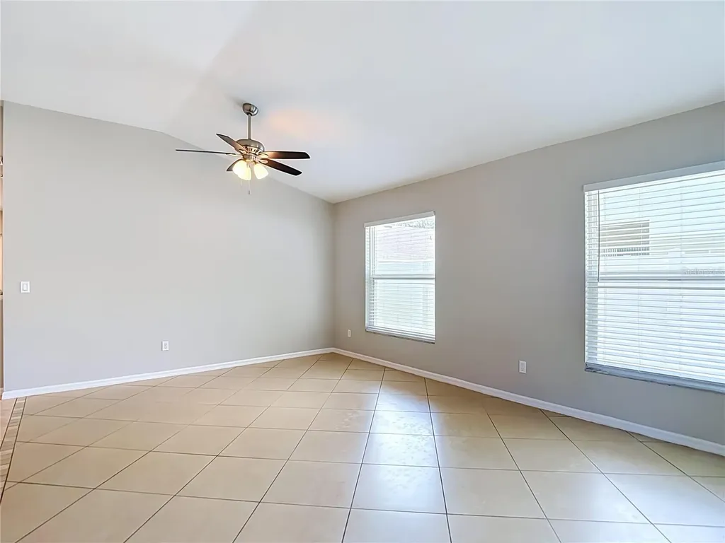 805 Lesa Glen Place Brandon FL 33510