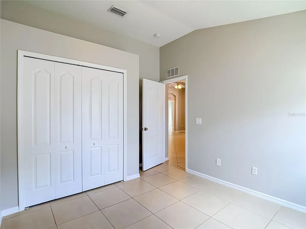 805 Lesa Glen Place Brandon FL 33510