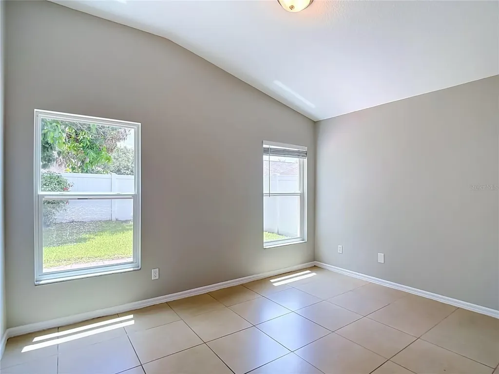 805 Lesa Glen Place Brandon FL 33510